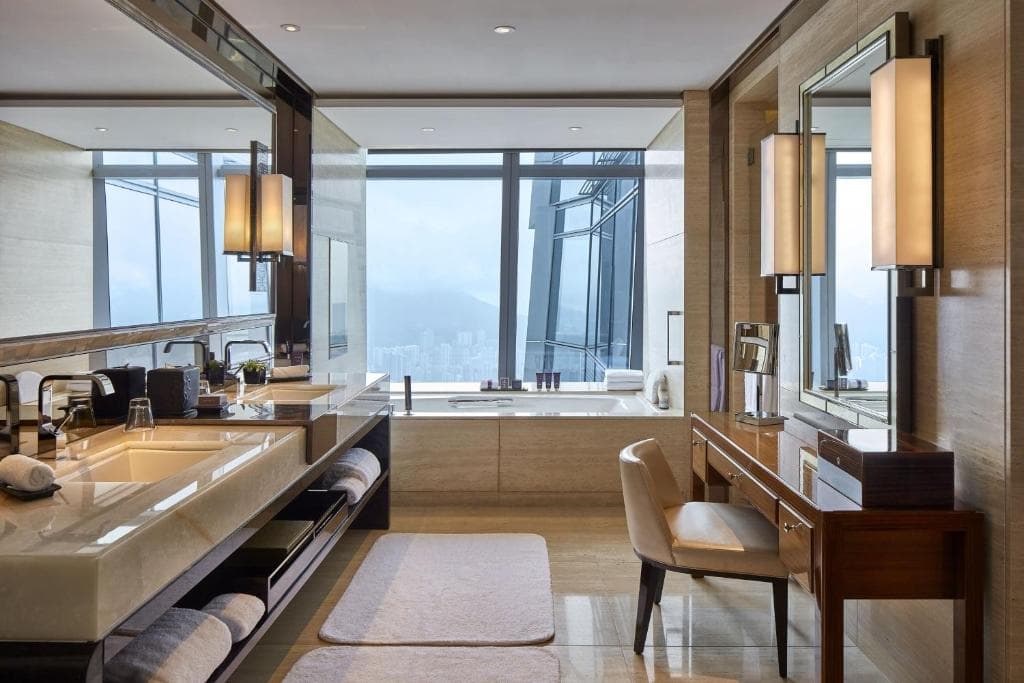 The Ritz-Carlton Hong Kong - 23
