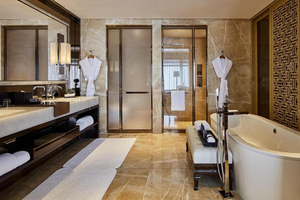 The Ritz-Carlton Hong Kong - 24