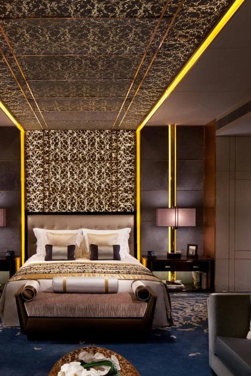 The Ritz-Carlton Hong Kong - 28