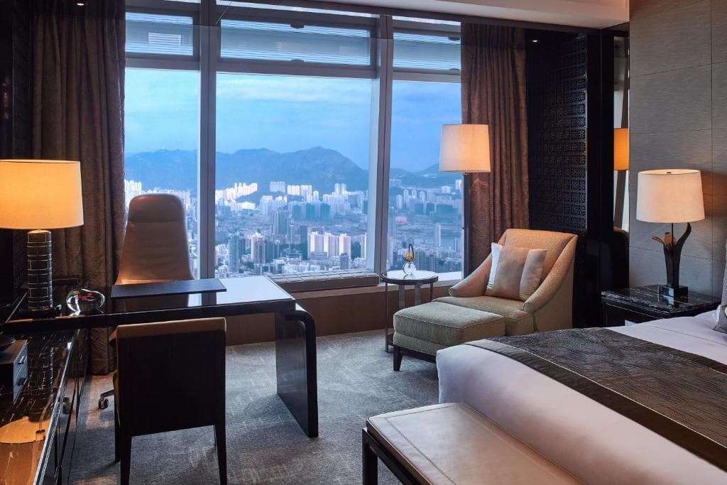 The Ritz-Carlton Hong Kong - 34