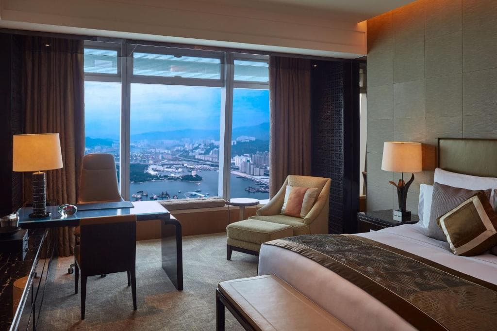The Ritz-Carlton Hong Kong - 35