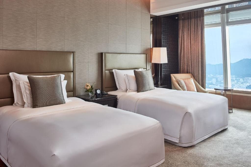 The Ritz-Carlton Hong Kong - 36