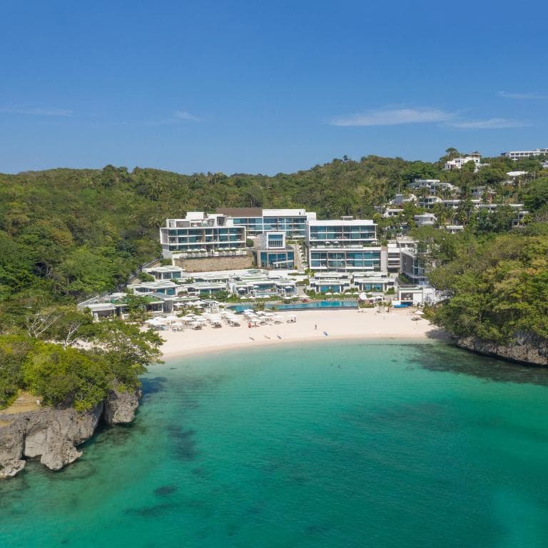 Crimson Resort and Spa Boracay - 1