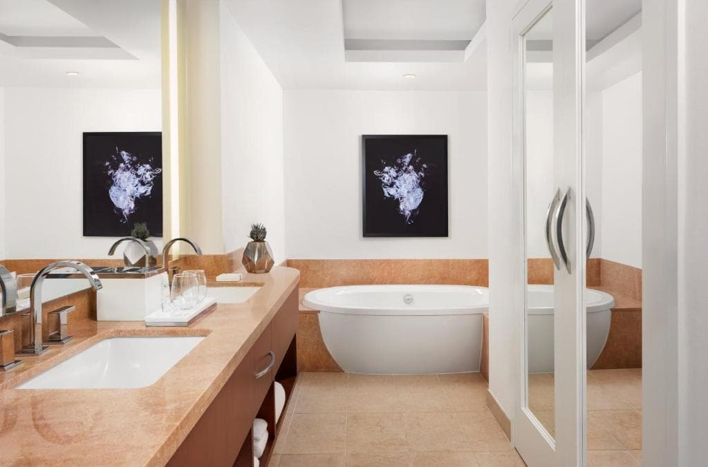 ARIA Resort & Casino - 25