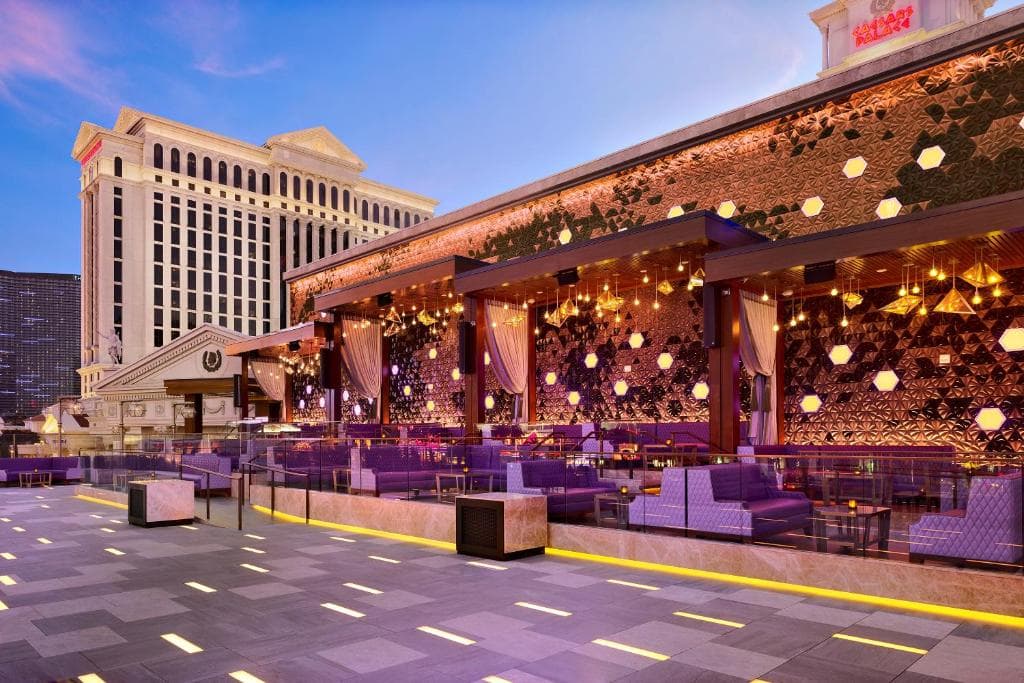 Caesars Palace Hotel & Casino - 3