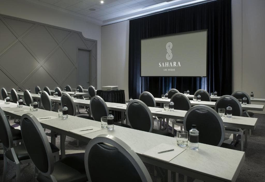SAHARA Las Vegas - 32