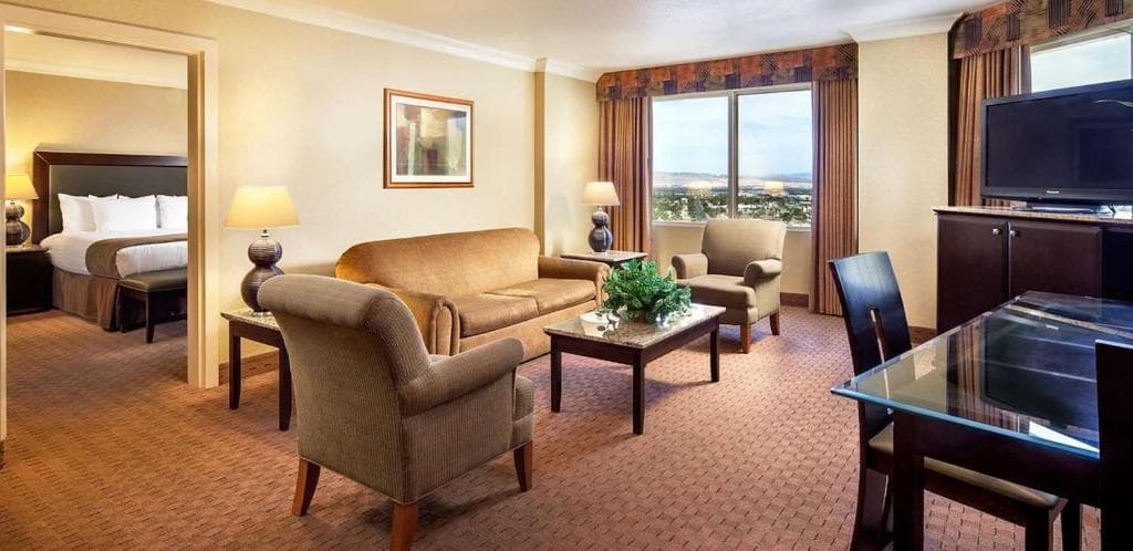 The STRAT Hotel, Casino & Tower - 13