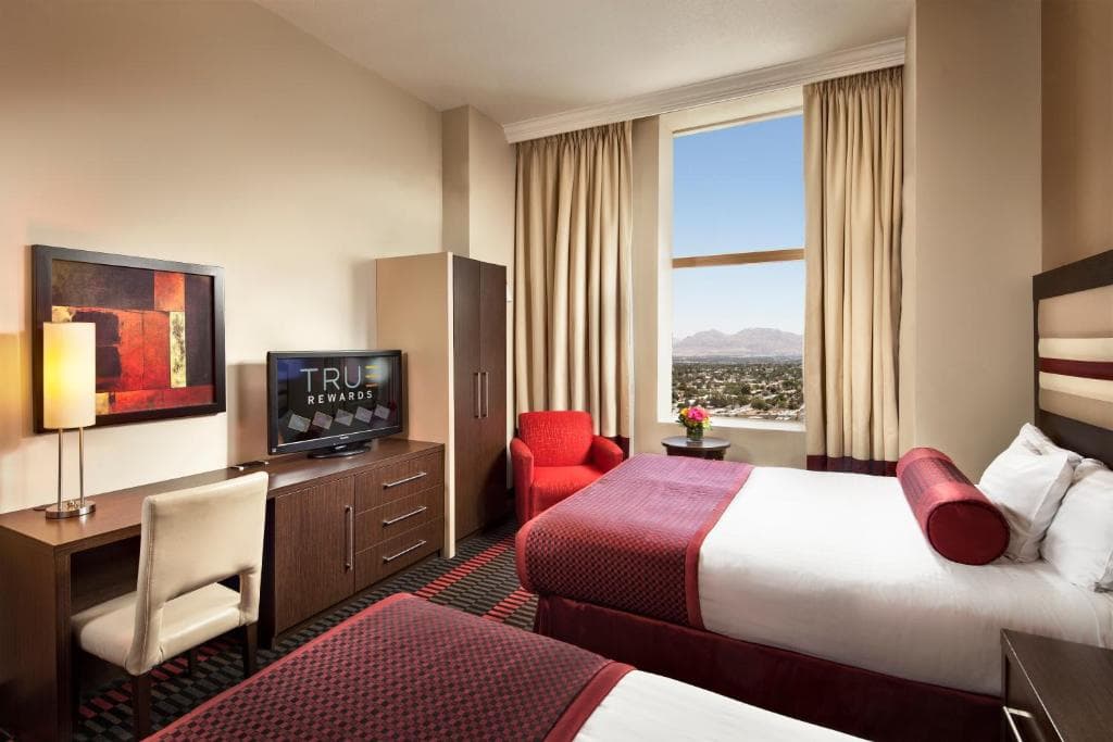 The STRAT Hotel, Casino & Tower - 29