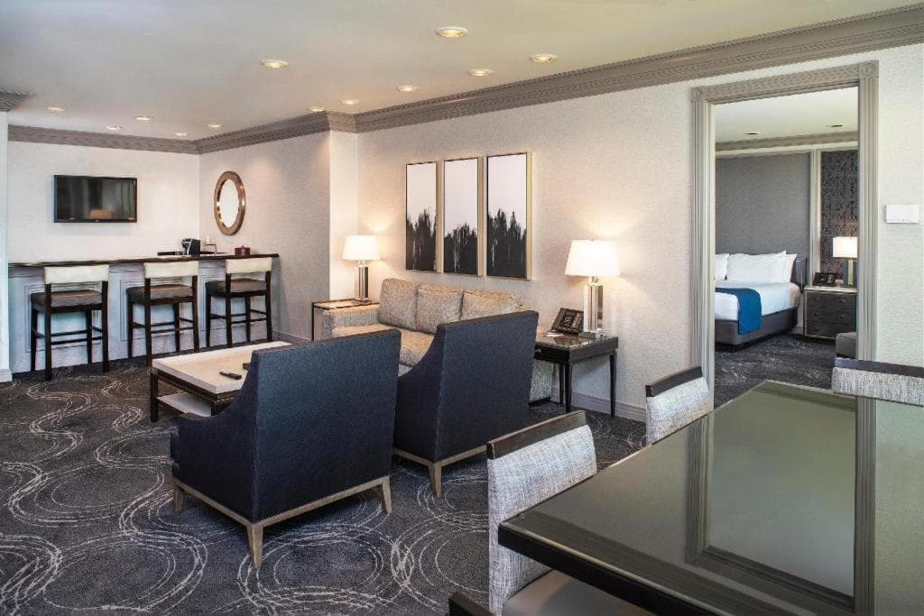 Suncoast Hotel and Casino - 7