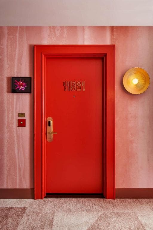 Virgin Hotels Las Vegas, Curio Collection by Hilton - 18