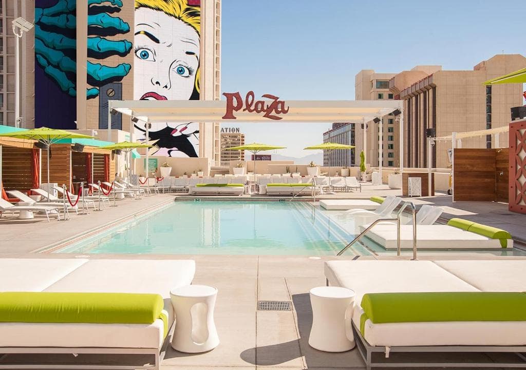 Plaza Hotel & Casino - 6