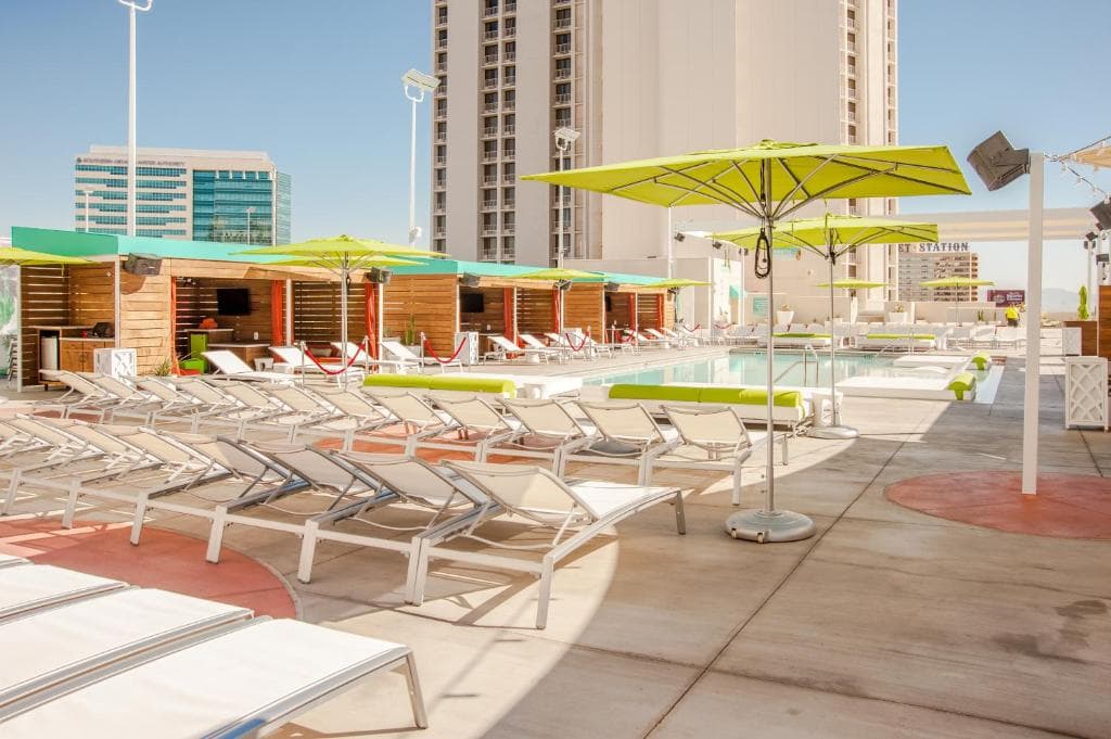 Plaza Hotel & Casino - 26