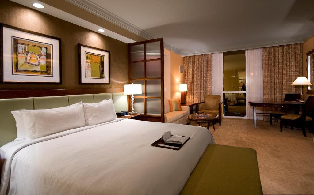 The Signature at MGM Grand - All Suites - 11