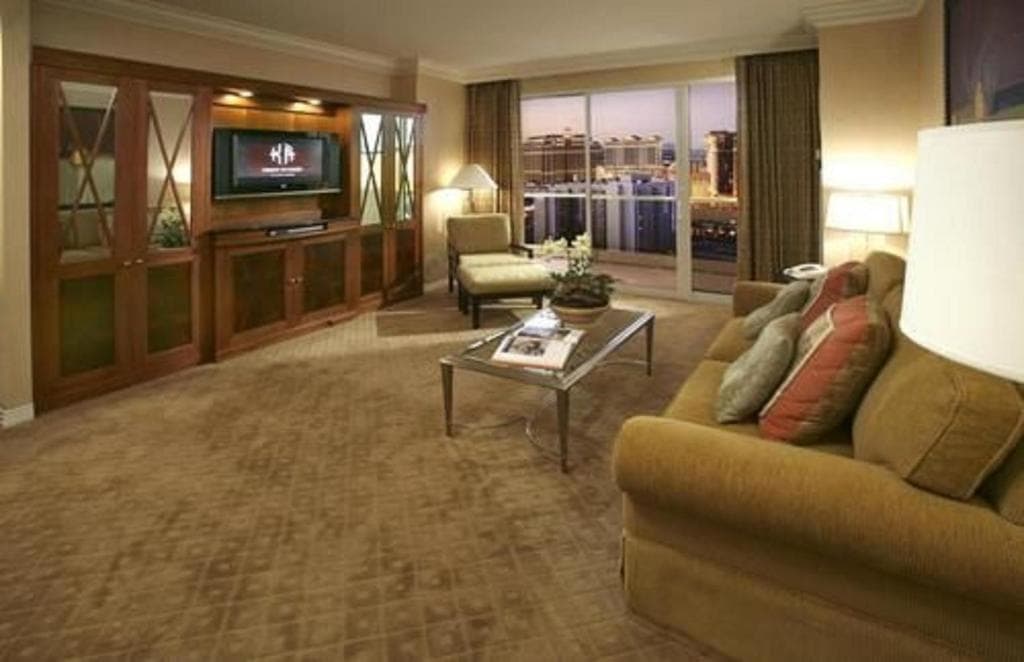 The Signature at MGM Grand - All Suites - 19