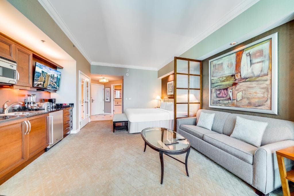 Jet Luxury at The Signature Condo Hotel - 31