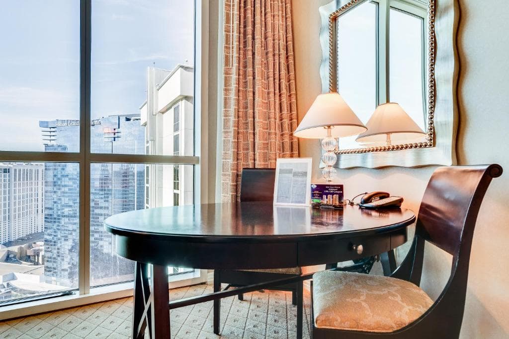 Jet Luxury at The Signature Condo Hotel - 32