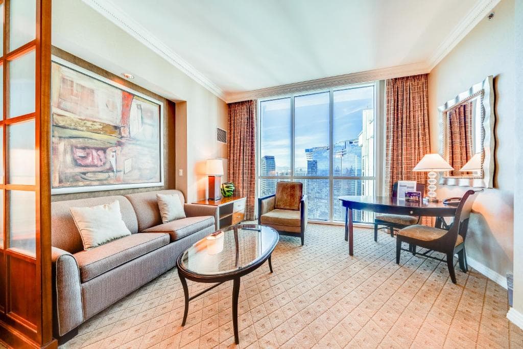 Jet Luxury at The Signature Condo Hotel - 33