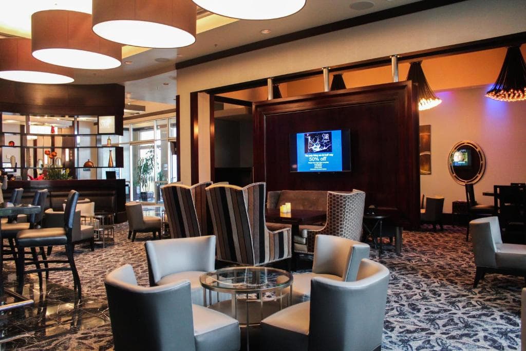 The Platinum Hotel - 16