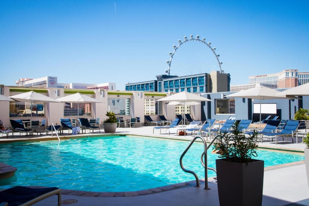 The Platinum Hotel - 21