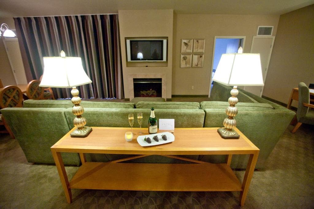 The Platinum Hotel - 24