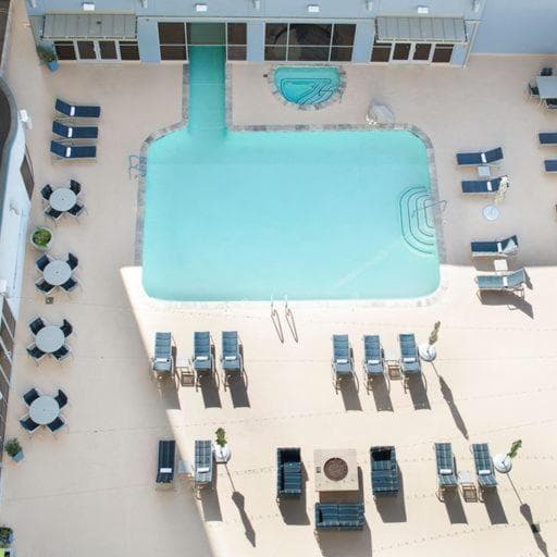 The Platinum Hotel - 38