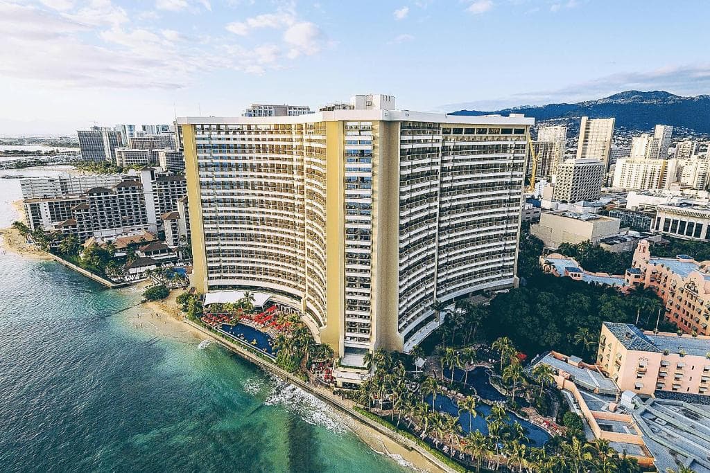 Sheraton Waikiki Beach Resort - 12