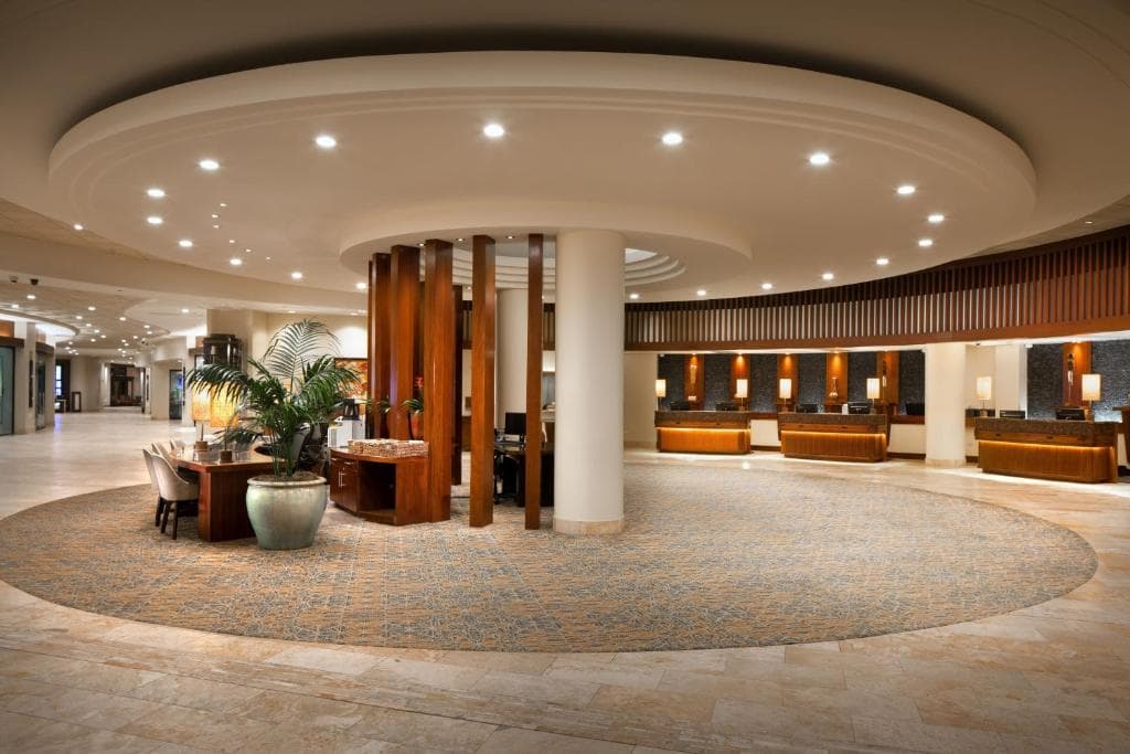 Sheraton Waikiki Beach Resort - 15