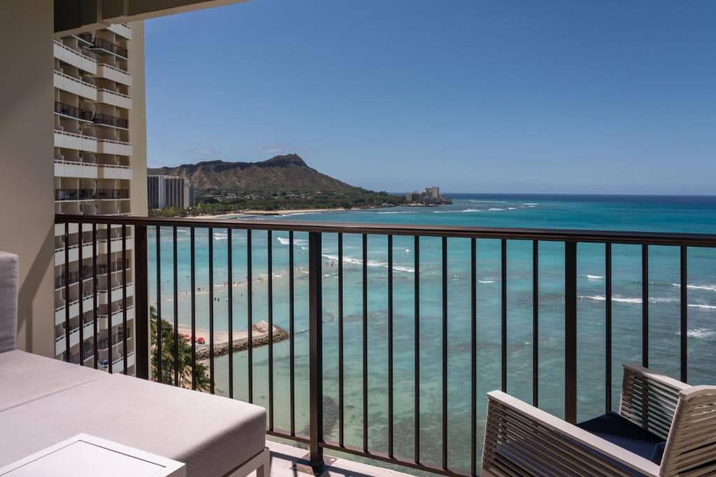Sheraton Waikiki Beach Resort - 41