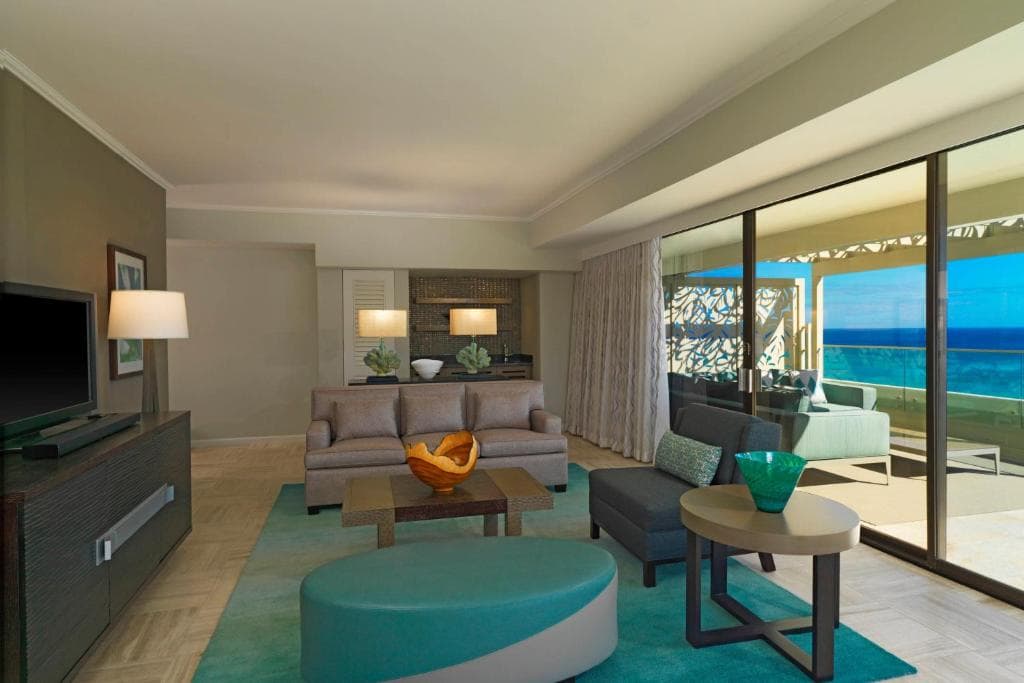 Moana Surfrider, A Westin Resort & Spa, Waikiki Beach - 2