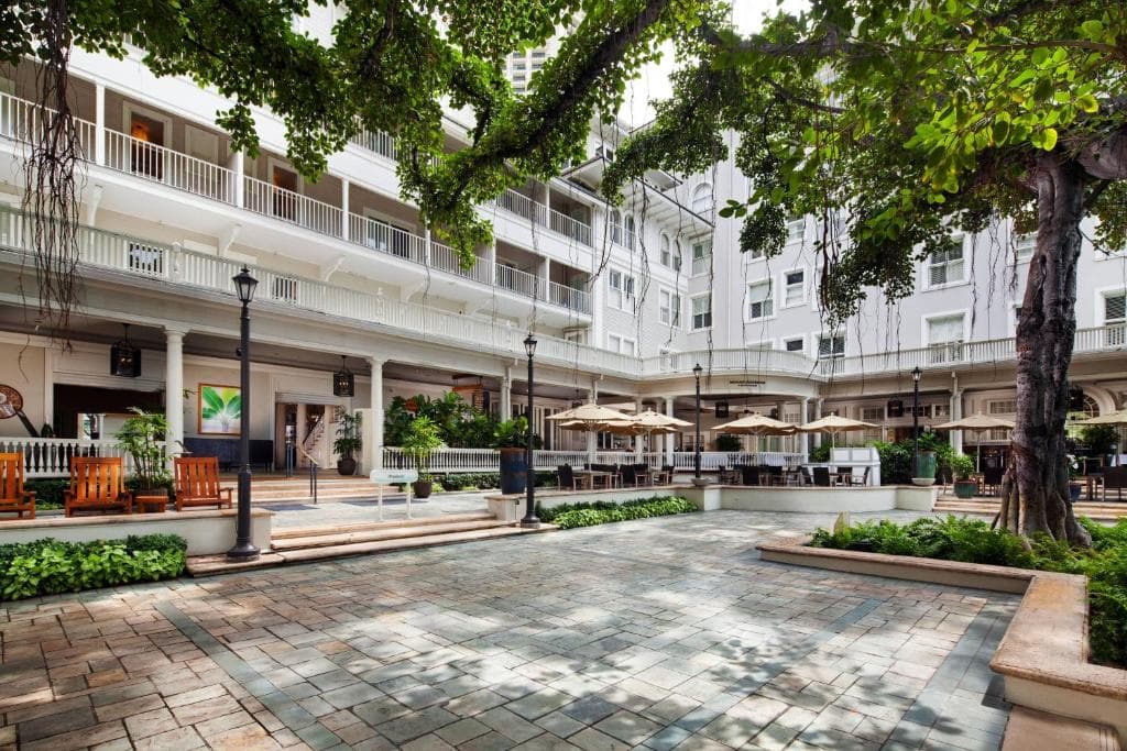 Moana Surfrider, A Westin Resort & Spa, Waikiki Beach - 13