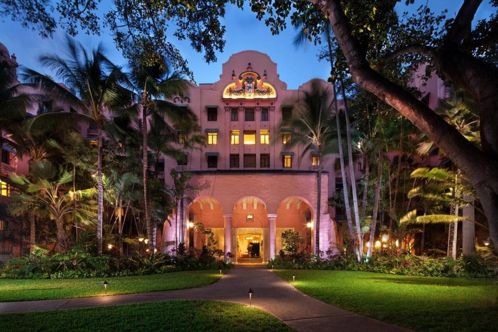 The Royal Hawaiian, A Luxury Collection Resort, Waikiki - 4