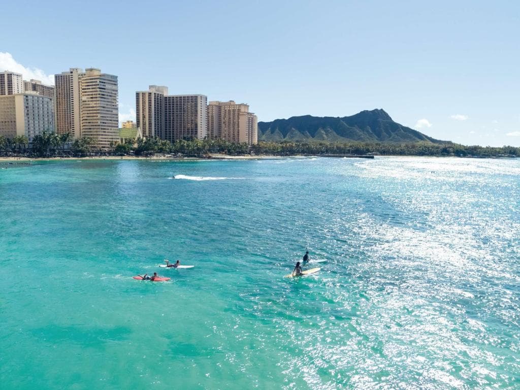 Embassy Suites by Hilton Waikiki Beach Walk - 7