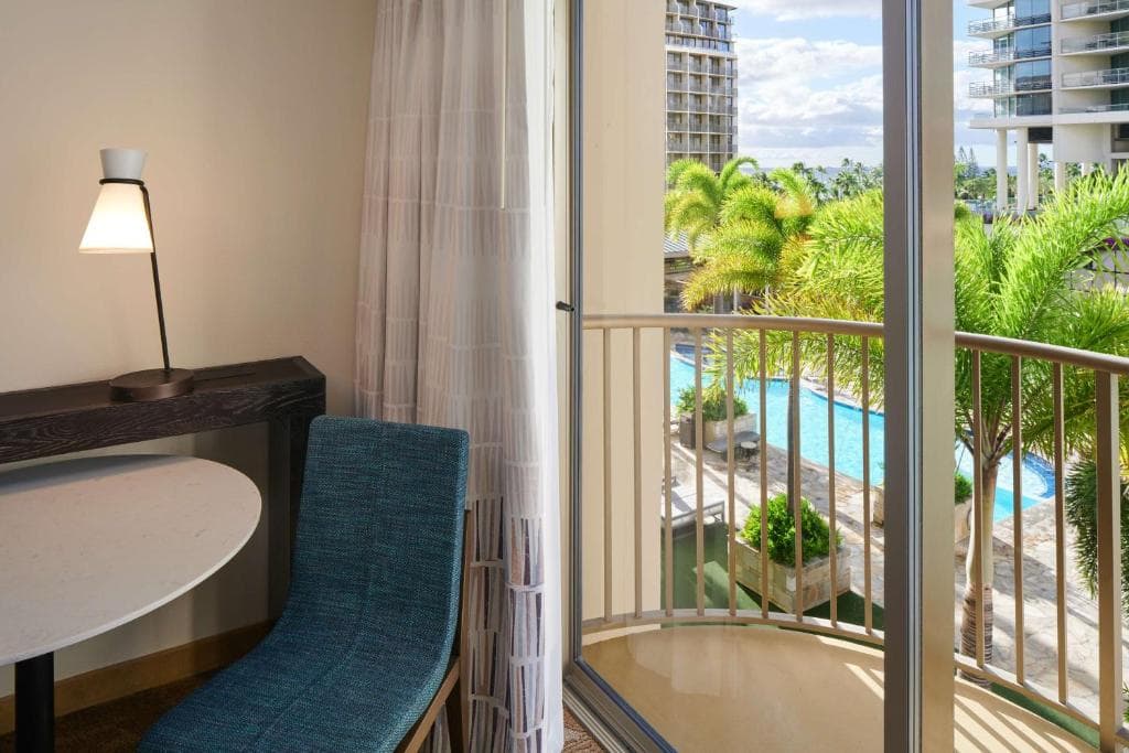 Embassy Suites by Hilton Waikiki Beach Walk - 19