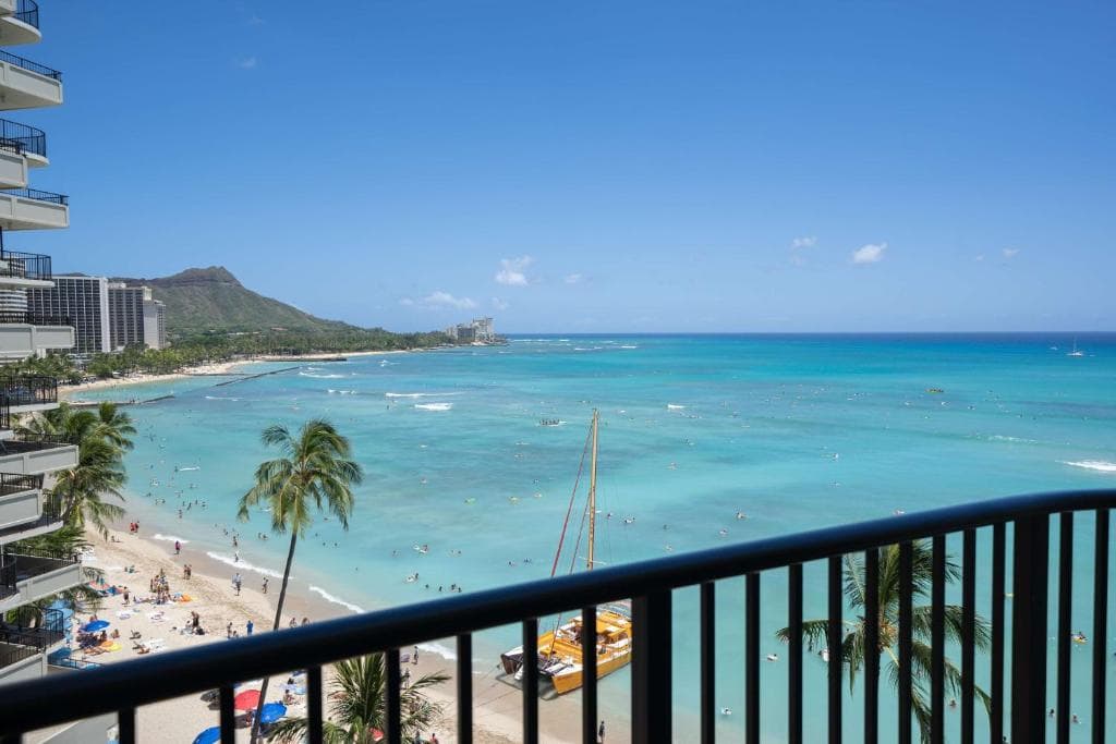 OUTRIGGER Waikiki Beach Resort - 13
