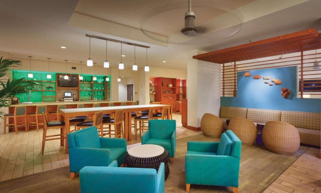 Hyatt Place Waikiki Beach - 24