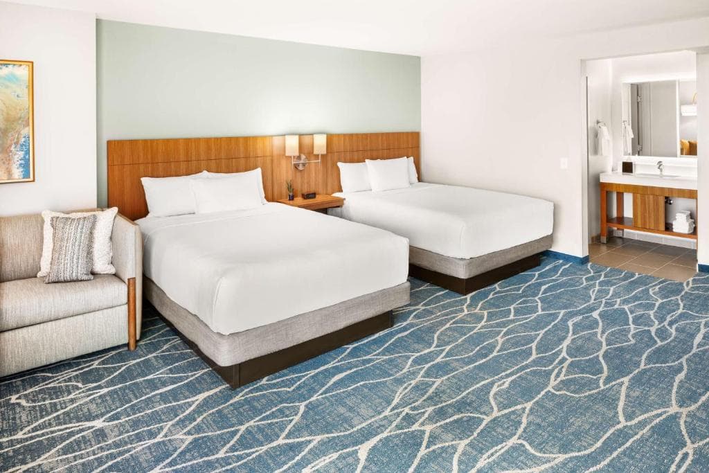 Hyatt Place Waikiki Beach - 34