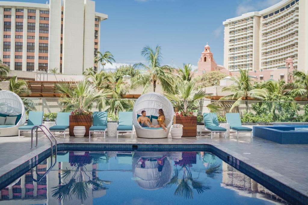OUTRIGGER Waikiki Beachcomber Hotel - 8