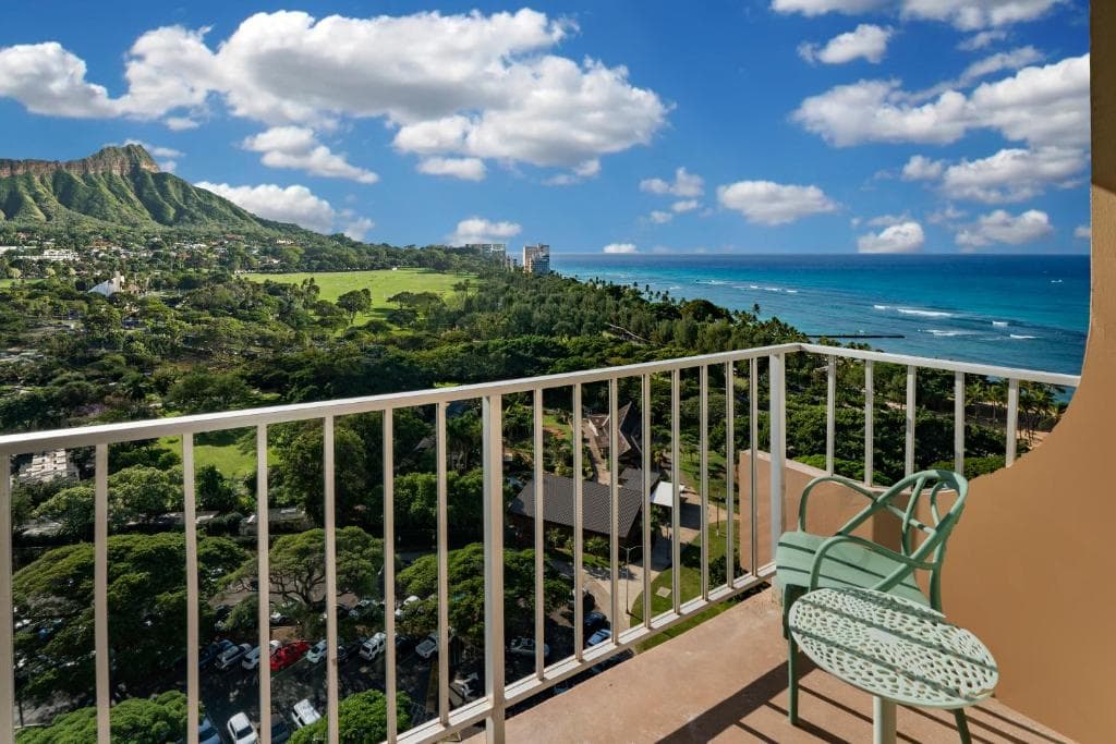 Queen Kapiolani Hotel - 35