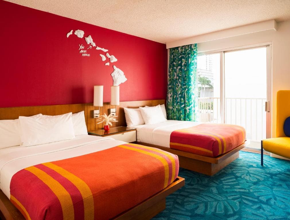 Shoreline Hotel Waikiki - 2