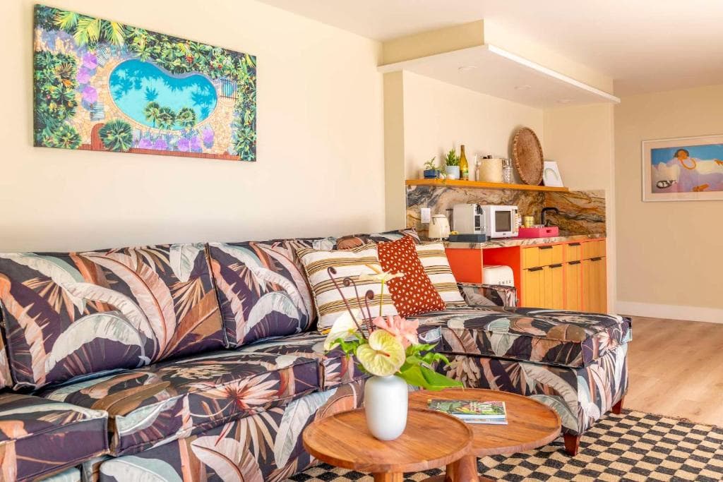 Wayfinder Waikiki - 9