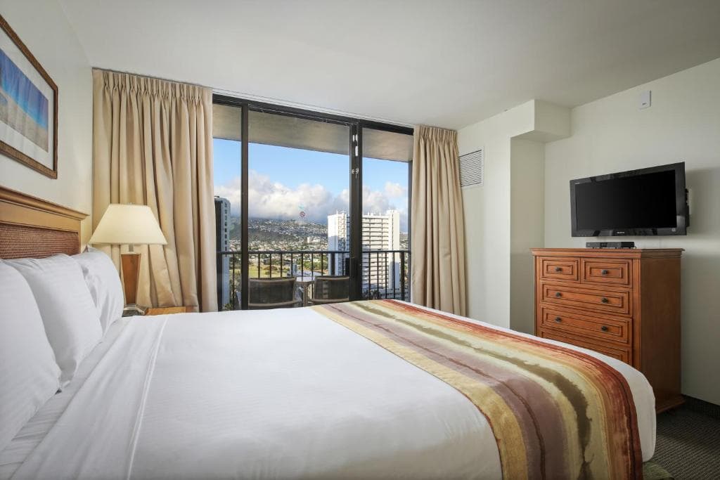 Aston Waikiki Sunset - 42