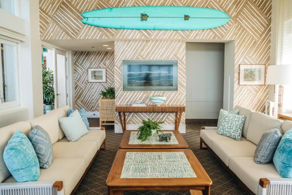 Kaimana Beach Hotel - 23