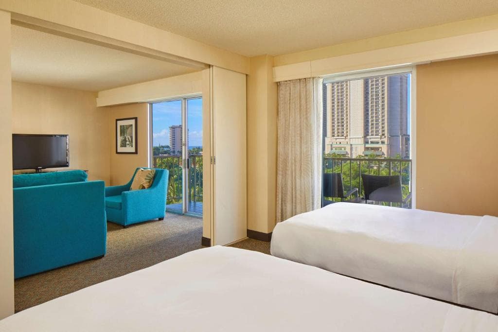 DoubleTree by Hilton Alana - Waikiki Beach - 2