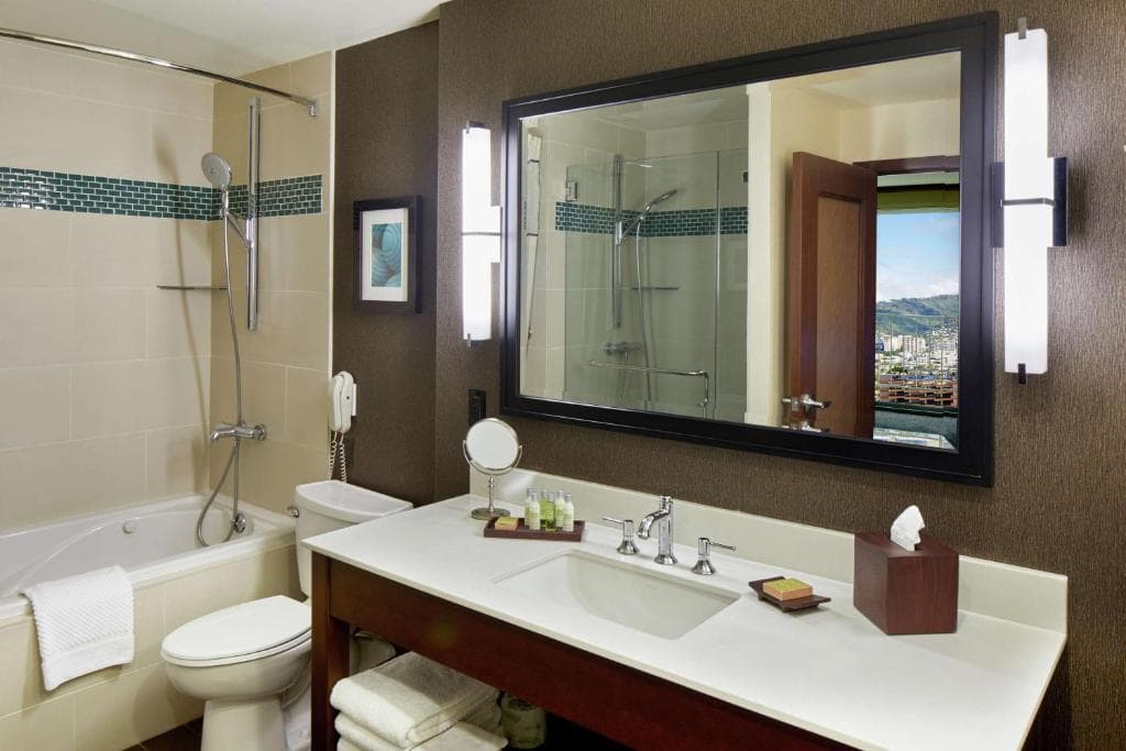 DoubleTree by Hilton Alana - Waikiki Beach - 3