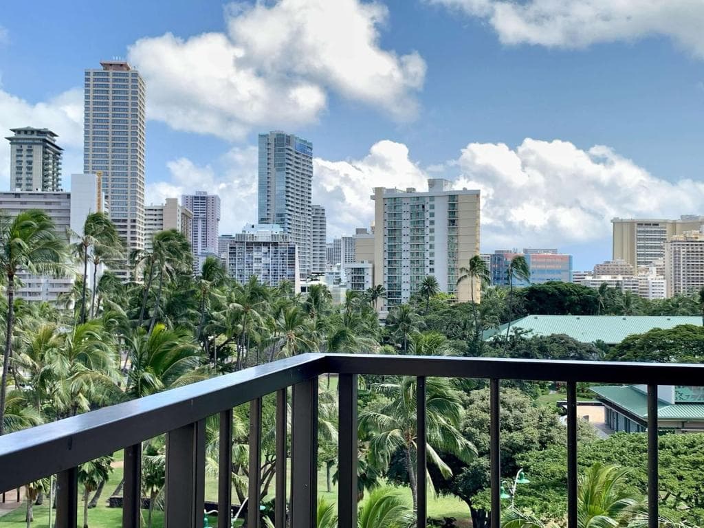 DoubleTree by Hilton Alana - Waikiki Beach - 22