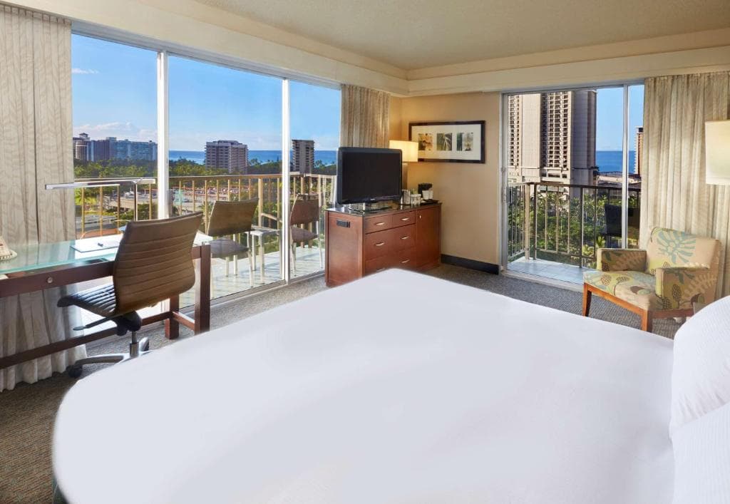 DoubleTree by Hilton Alana - Waikiki Beach - 29