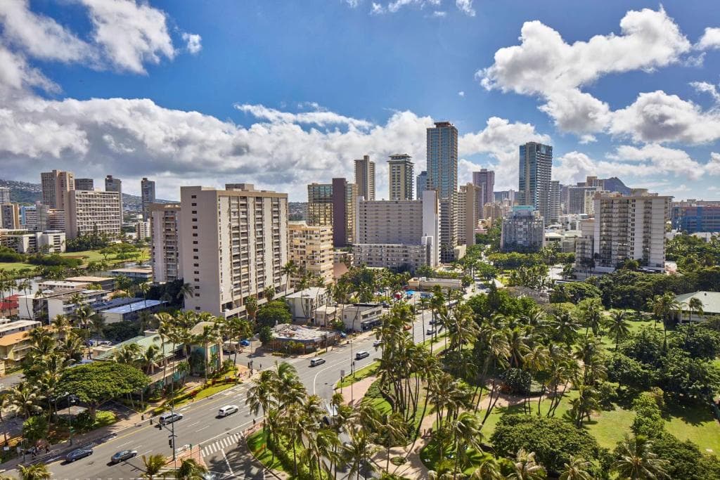 DoubleTree by Hilton Alana - Waikiki Beach - 32