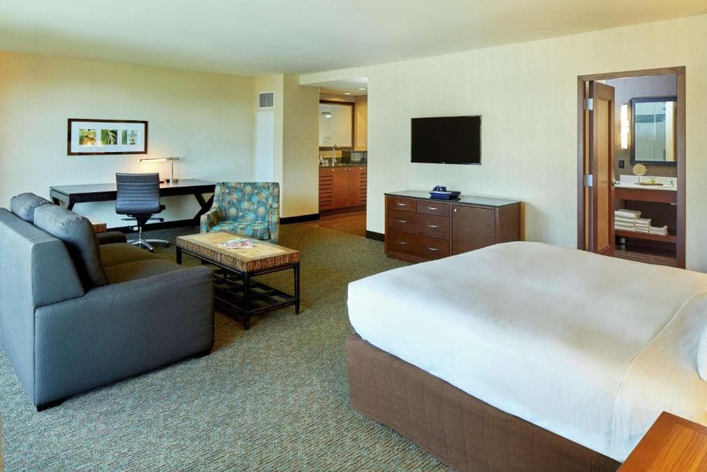 DoubleTree by Hilton Alana - Waikiki Beach - 42