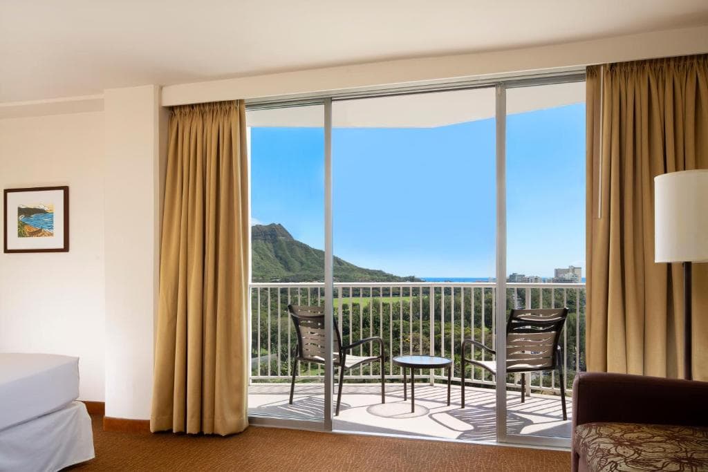 Park Shore Waikiki - 25