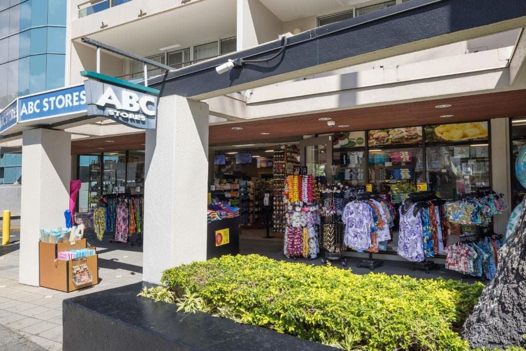 Regency on Beachwalk Waikiki by OUTRIGGER - 4